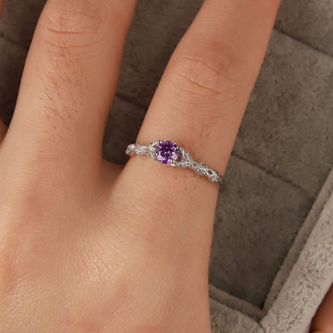 Minimalistischer Amethyst- & Zirkonia-Ring – Nova