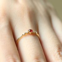 18K Gold Granatstein Ring - Elara