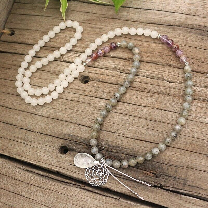 Labradorit, Jade und Amethyst Mala – Seraphine