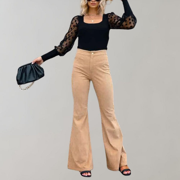 Trendy Cordhose mit Schlag – Valerie