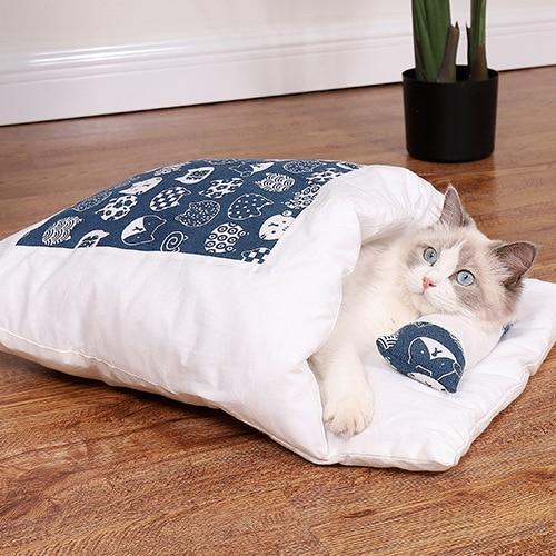 Gemütlicher Katzenschlafsack – SnugKitty