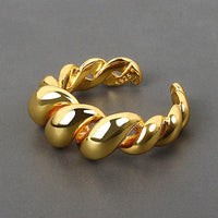 Goldener Croissant-Ring