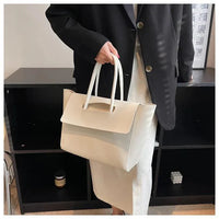 Urban Chic Tote - Martina