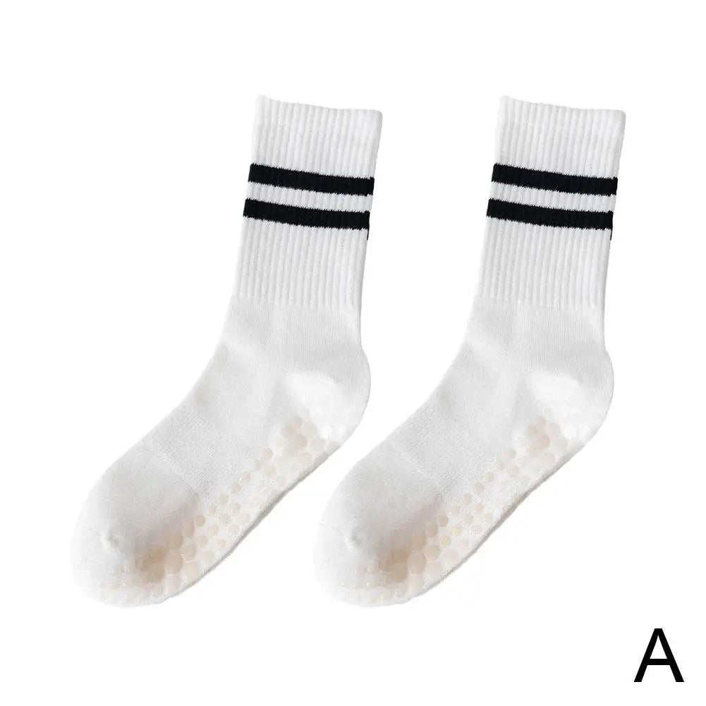 Antirutsch Mid-Tube Sportsocken für Fitness und Yoga - GripFit