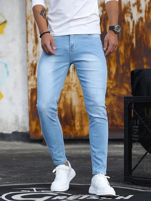 Trendy Slim Fit Jeans für Herren - Finn