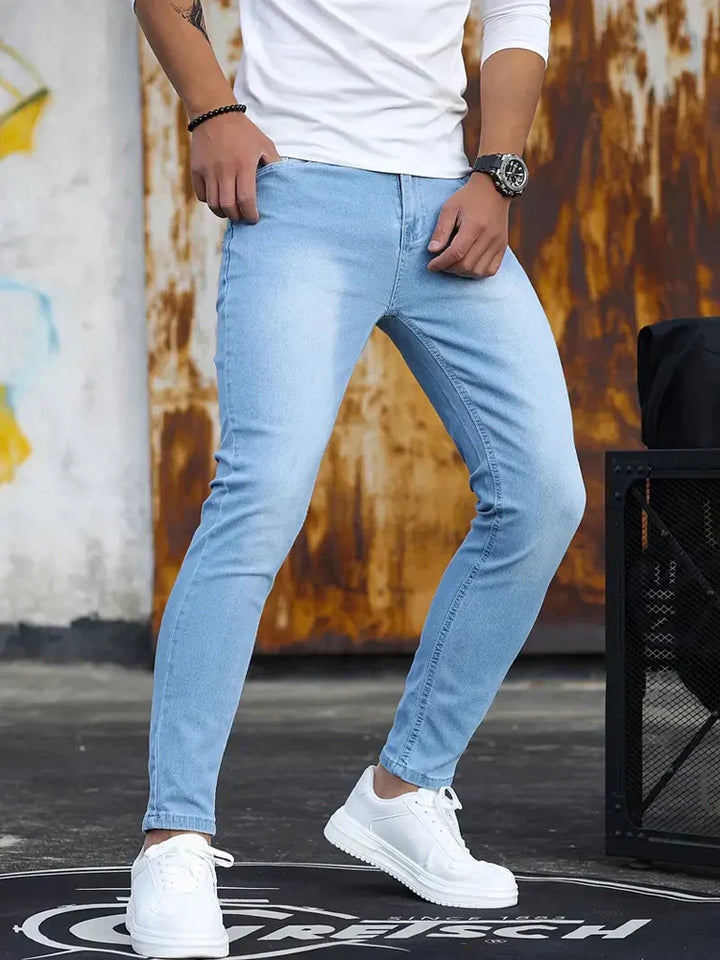 Trendy Slim Fit Jeans für Herren - Finn