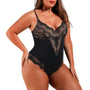 Lorrine V-Ausschnitt Spitzen-Bodysuit