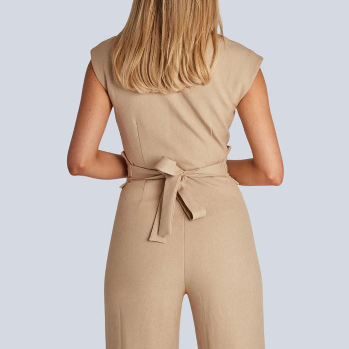 Ärmelloser Jumpsuit in Hazel-Farbe