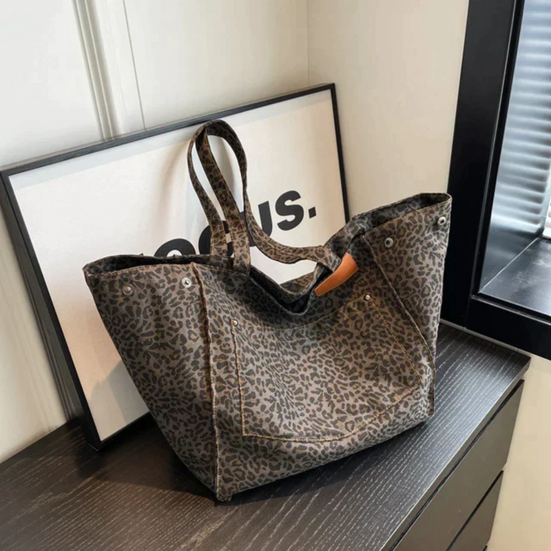 Stilvolle Handtasche mit Leopardenprint - WildElegance