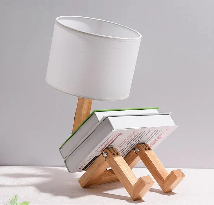 Hölzerne Tischlampe mit Bücherhalter - RutanFlex