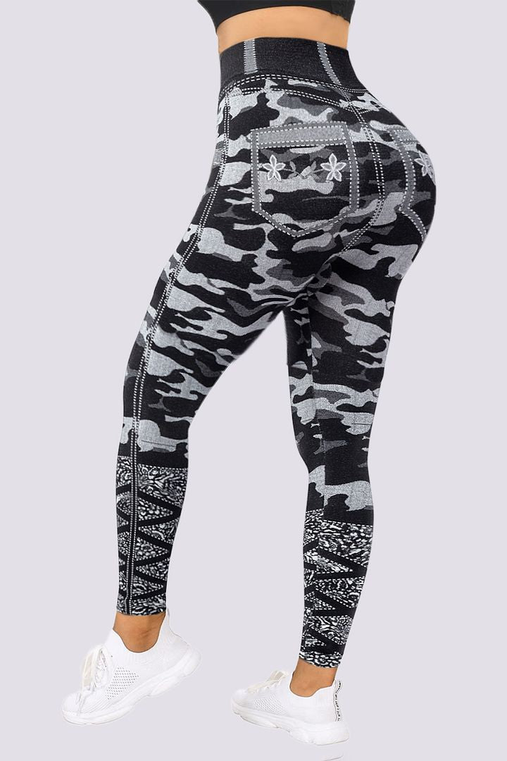 Plus Size Curve Embrace Camo-Leggings