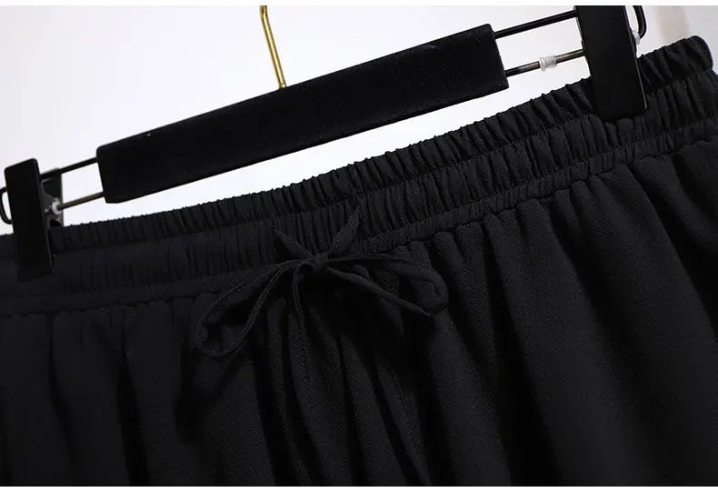 Fließende Chiffon Sommer-Shorts in Plus-Size