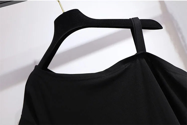 Luftiges One-Shoulder-T-Shirt in Übergröße