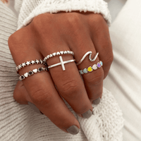 Trendiger Ring mit Kreuzdetail – Amélie