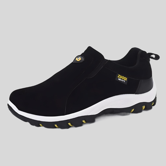 Carl - Niedrig geschnittene Slip On Schuhe mit farbigem kleinem Logo und Etikett