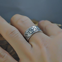 Silberner Lotus-Sutra-Ring