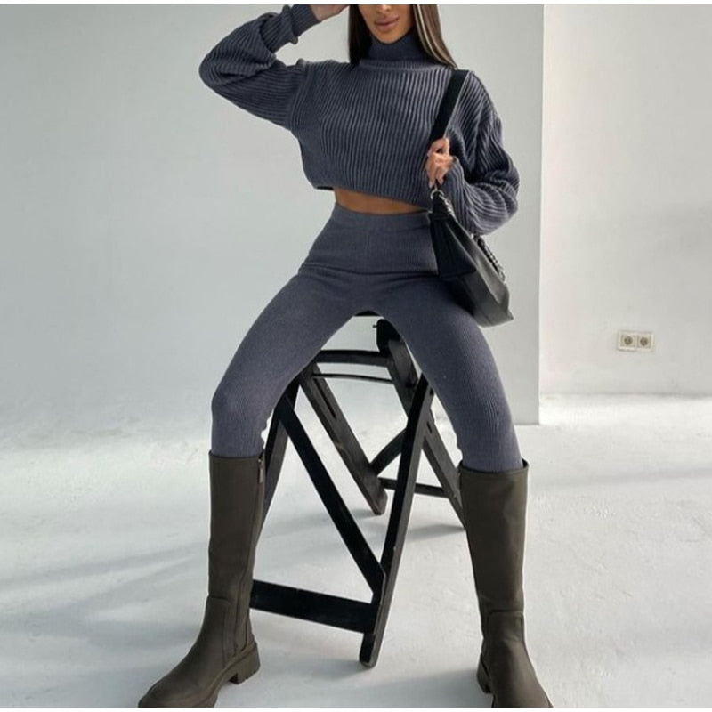 Olivia Set | Crop-Rollkragenpullover mit dazu passenden Leggings