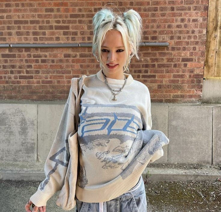 Mary Sweater | Ein cooler Streetwear-Pullover